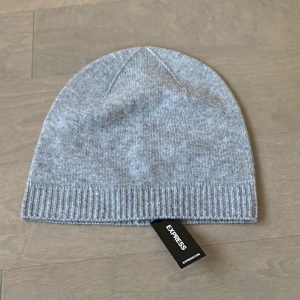 BNWT express cashmere beanie